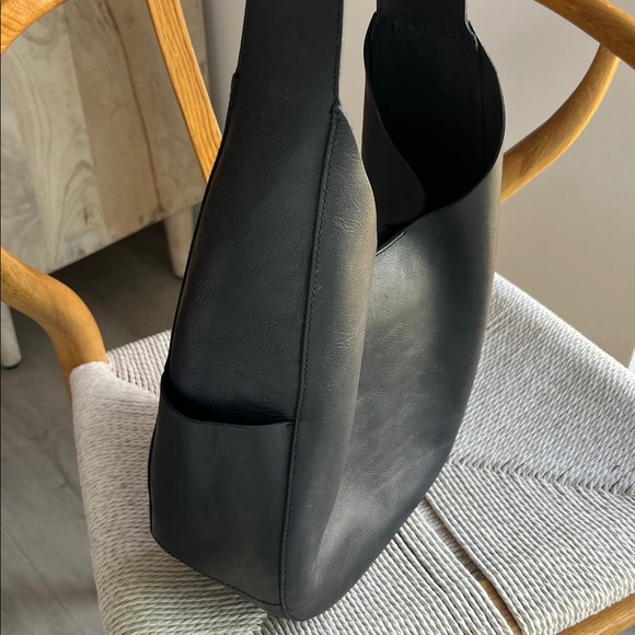 Madewell The Oversized Shopper Leather Bag - Picture 6 of 6